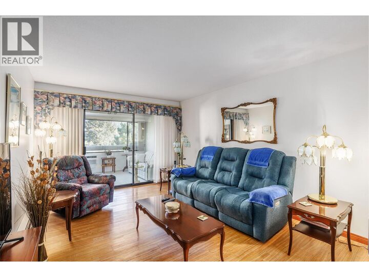 Property Photo: 1075 Bernard Avenue 301 BC V1Y 6P7