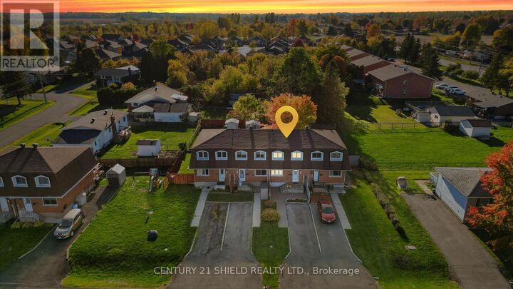 Property Photo: 3324 Cadeb Avenue ON K6K 1L8