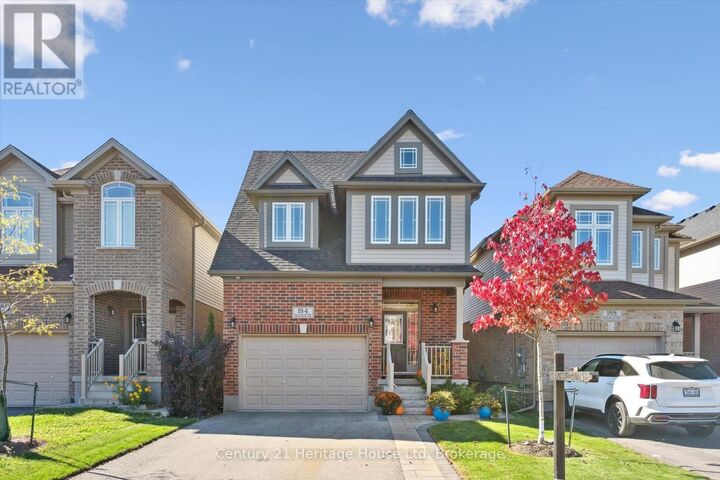 184 Macalister Boulevard  Guelph (Kortright East) ON N1G 0G8 photo