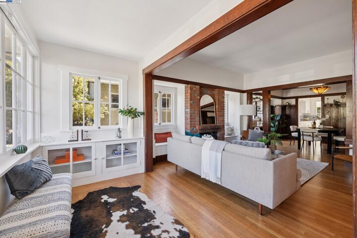 Property Photo: 3246 Garfield Ave CA 94501