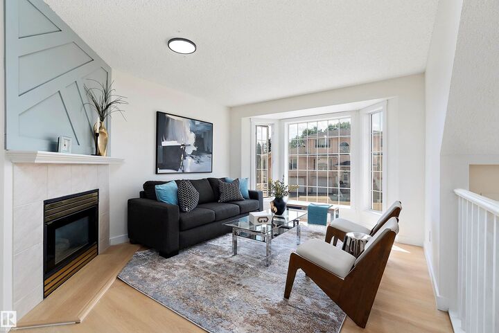 Property Photo: 11105 9 Avenue NW 14 AB T6J 6Z4