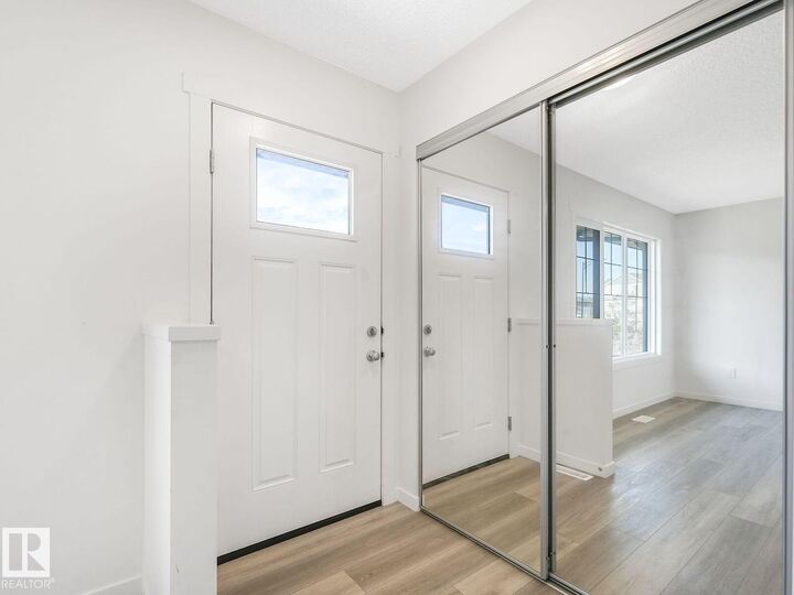 Property Photo:  1173 Aster Boulevard NW  AB T6T 2S3