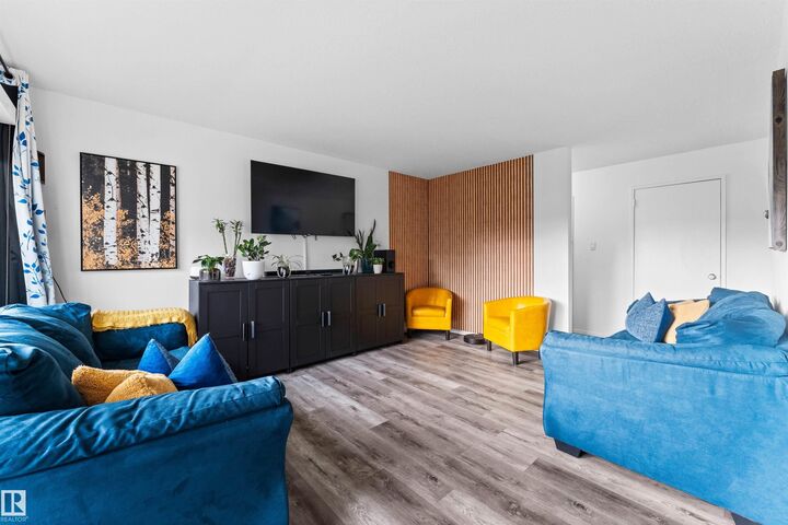 11430 40 Av NW 207  Edmonton AB T6J 0R5 photo