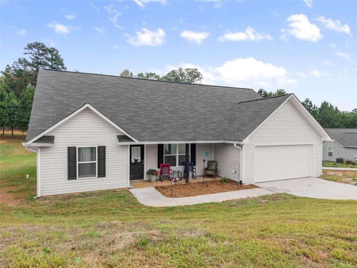 Property Photo: 203 Russell Woods Drive GA 30563