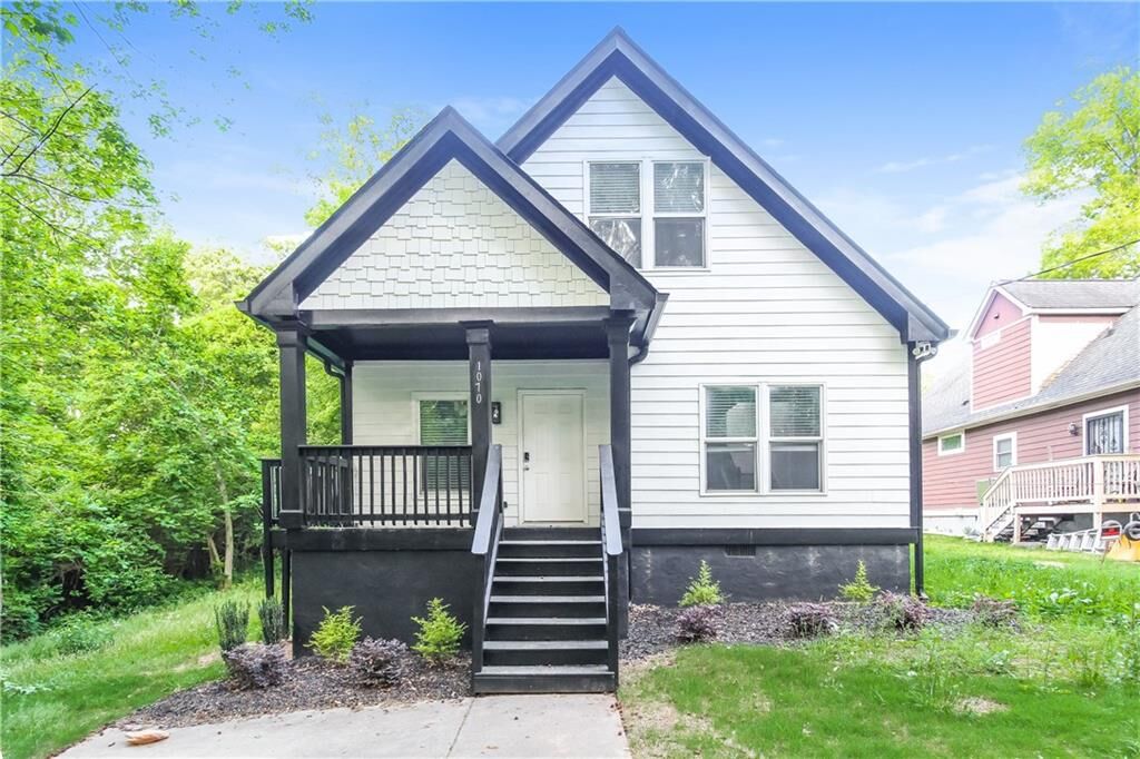 Property Photo: 1070 4th Street NW GA 30318