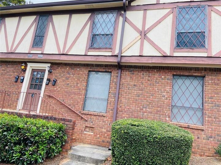 Property Photo: 3293 Abbeywood Drive GA 30034