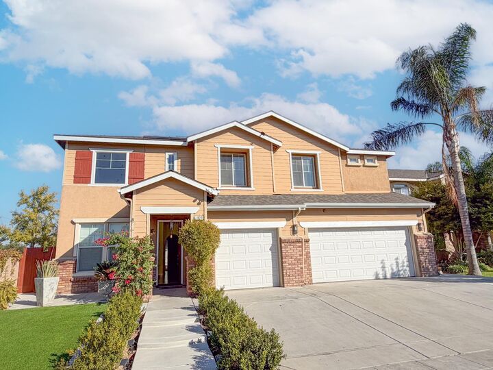 1976 N Belvedere Ave N  Fresno CA 93722 photo