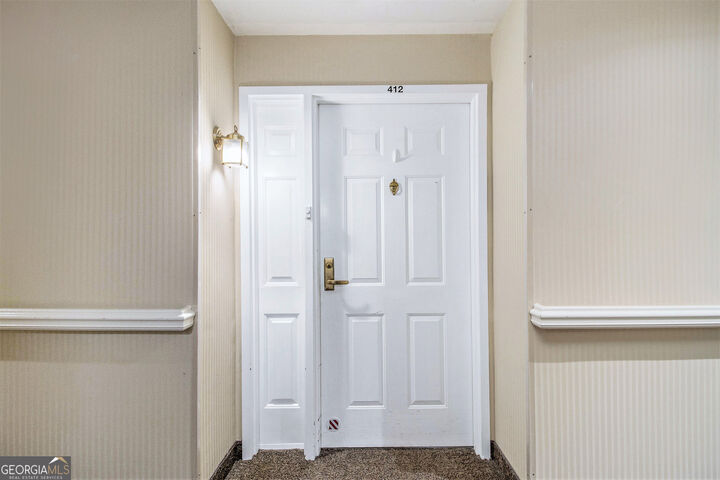 Property Photo: 1800 Clairmont Lake A412 GA 30033