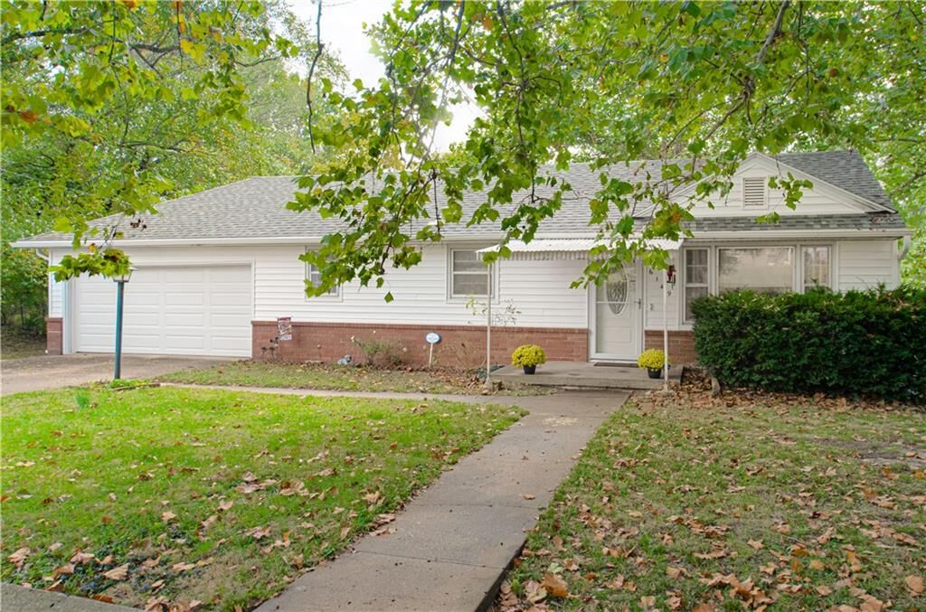 Property Photo:  6149 Sewell Avenue  KS 66104 