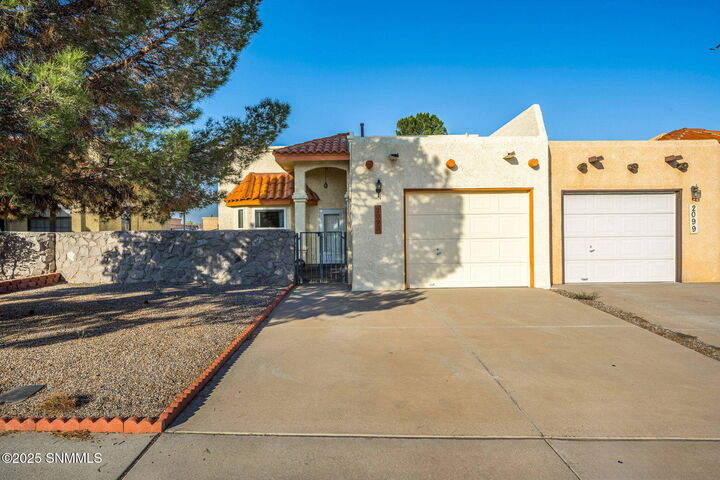 Property Photo: 2093 Pine Needle Way NM 88012