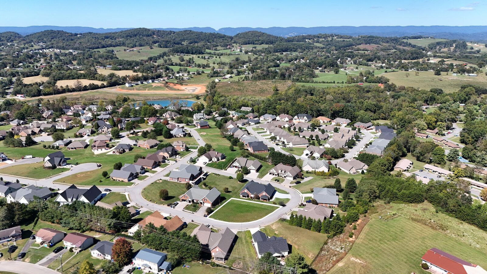 Property Photo: 533/541 Kensington Drive TN 37814