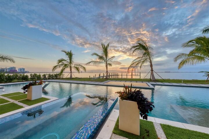 1000 Tocobaga Lane  Sarasota FL 34236 photo