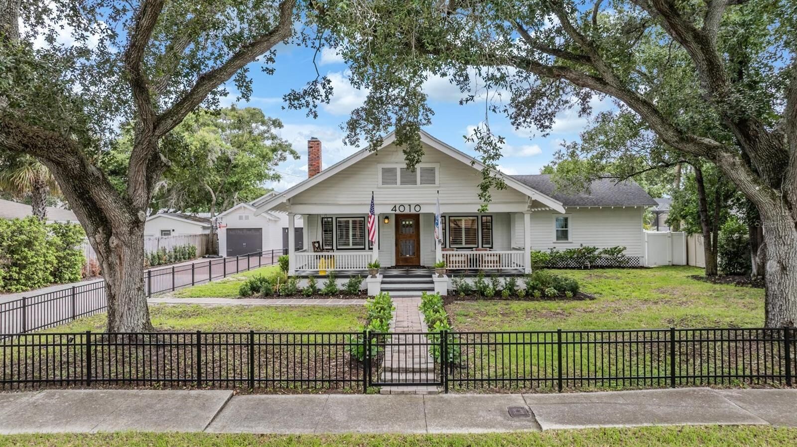 Property Photo: 4010 W Neptune Street FL 33629