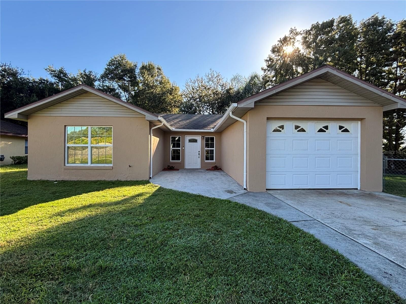 Property Photo: 3334 Fox Ridge Drive FL 33884