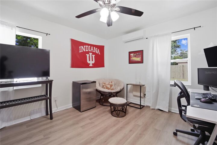 Property Photo:  1433 27th Avenue S  FL 33705 