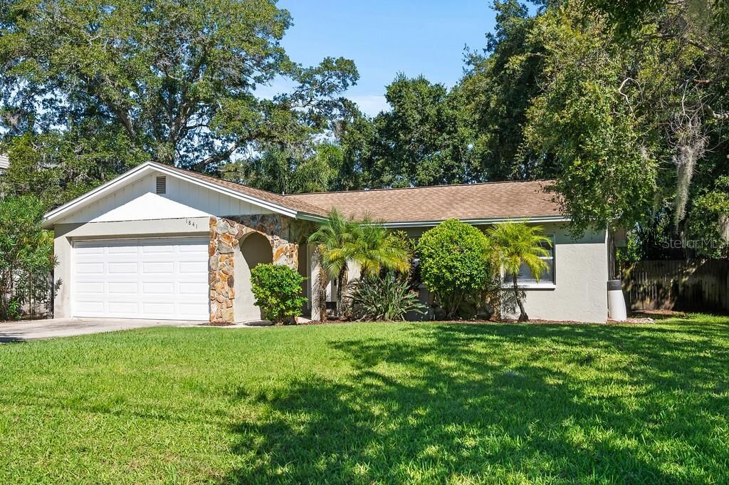 Property Photo:  1841 Georgia Avenue  FL 34683 