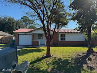 Property Photo: 2612 San Lorenzo Street MS 39553