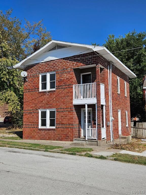 Property Photo: 116 S 10th Street A MO 63401