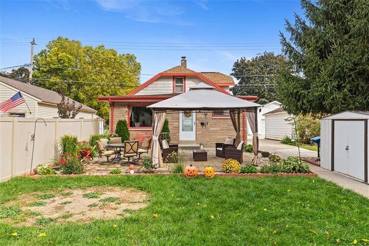 Property Photo:  2352 S 79th St  WI 53219 