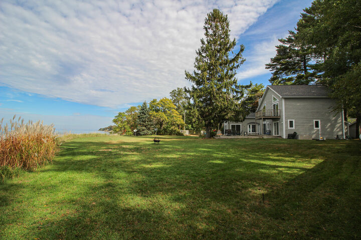 Property Photo: 77709 18th Avenue MI 49090
