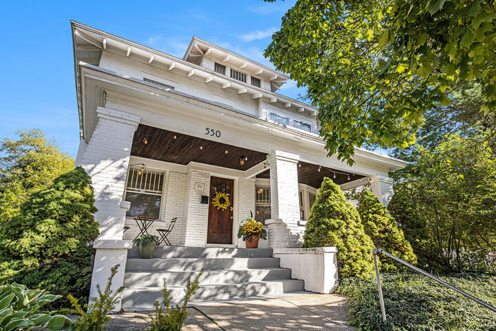 Property Photo:  550 Lafayette Avenue SE  MI 49503 
