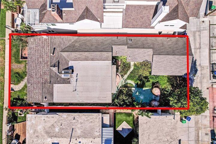 Property Photo: 310 Marigold CA 92625