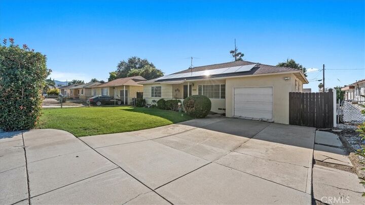 Property Photo:  10388 Mountain View  CA 92354 