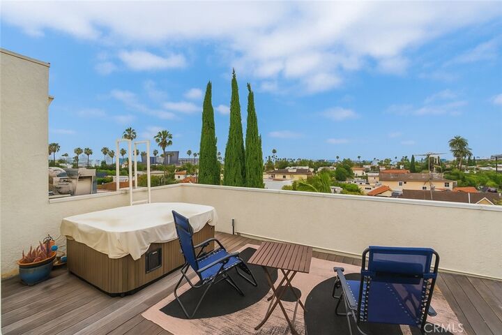 Property Photo:  432 South Hamel Road 302  CA 90048 