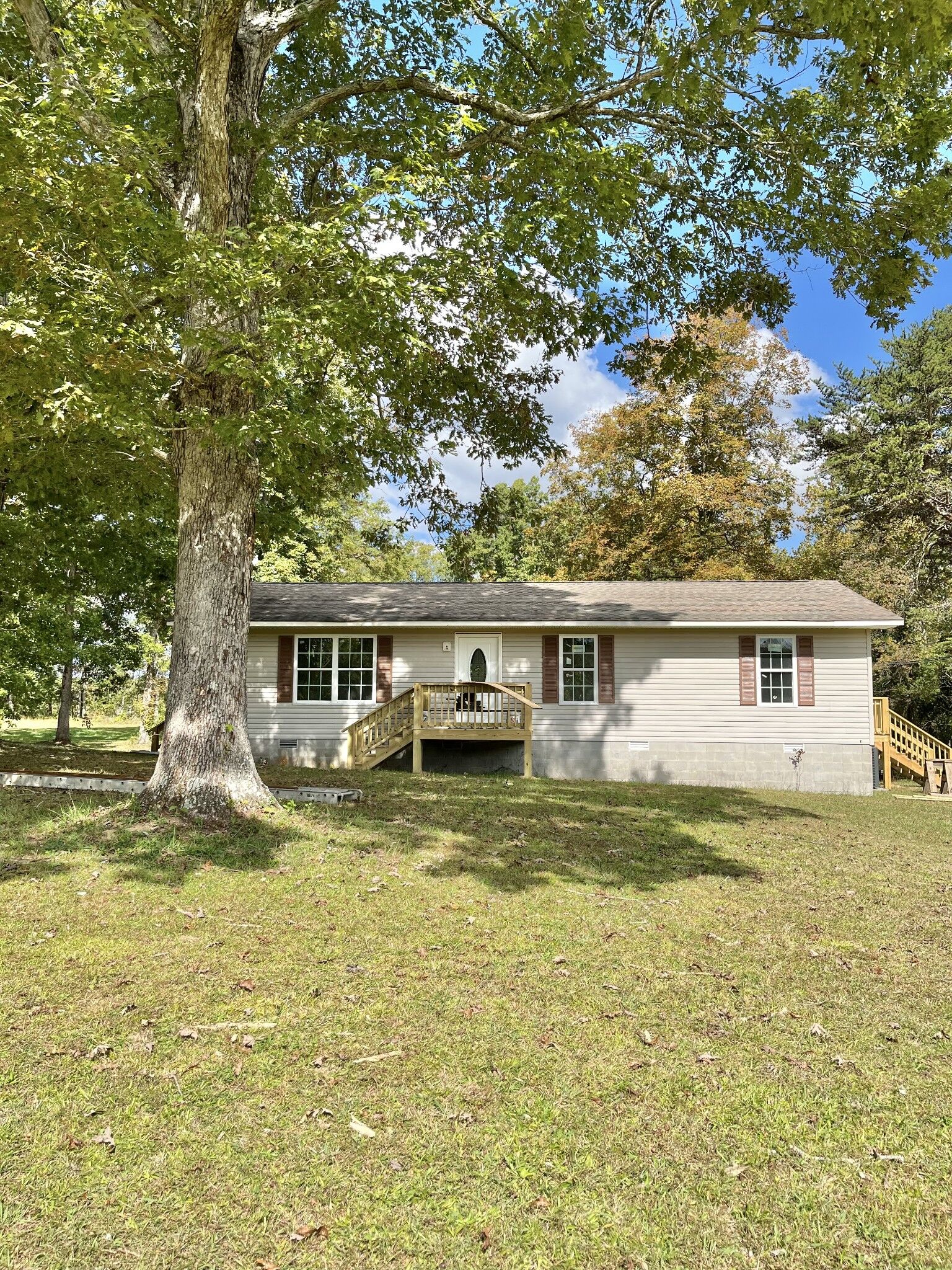 Property Photo:  105 Taylor Rd  TN 37339