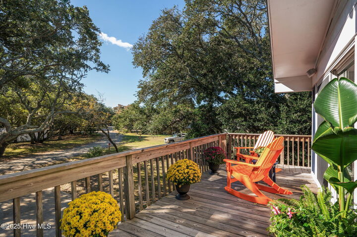 Property Photo:  108 Sound Sea Avenue  NC 27949 