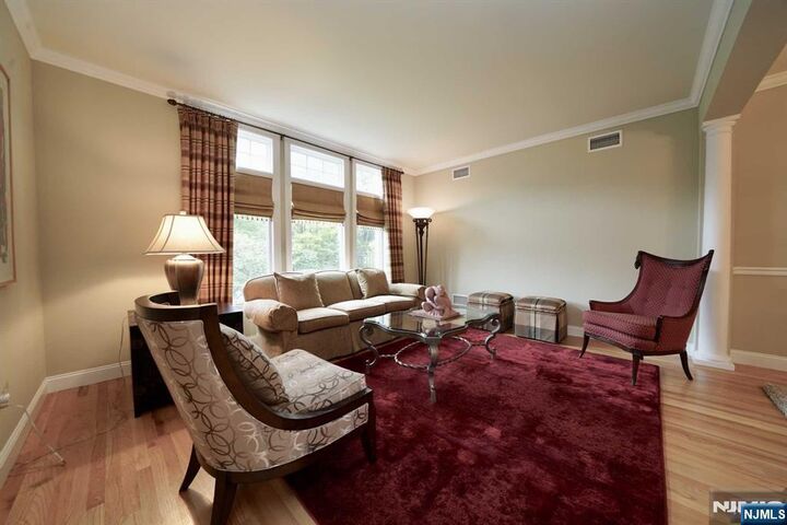 Property Photo:  1 Candlewood Drive 1  NJ 07675