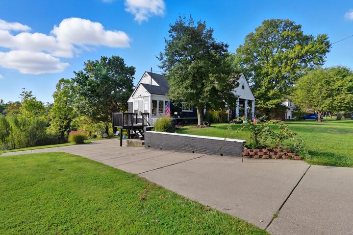 Property Photo: 23 Langview Drive KY 41076