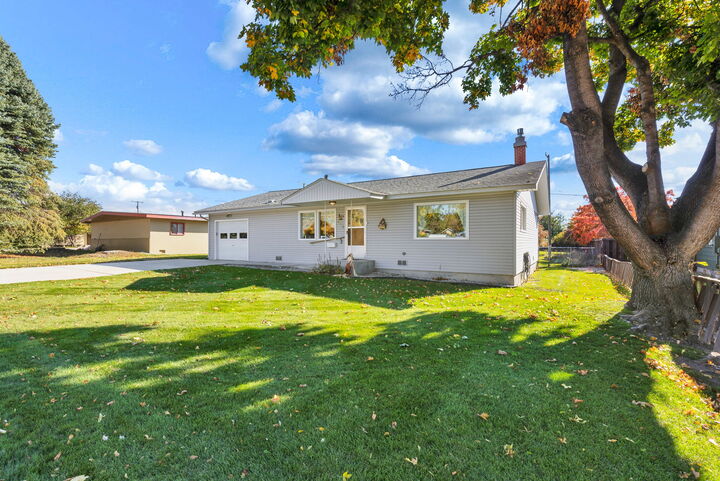 413 5th Street  Stevensville MT 59870 photo