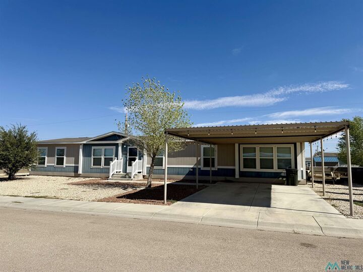 Property Photo:  4214 Redbud Street  NM 88220-8996