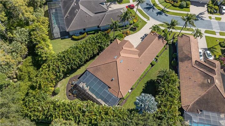 Property Photo:  7399 Acorn Way  FL 34119