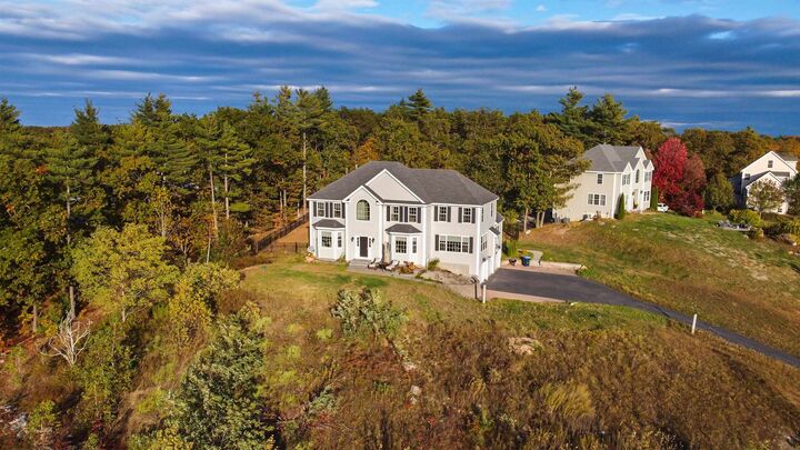 Property Photo: 23 Ryan Farm Road NH 03087