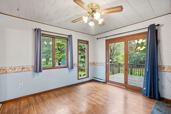 Property Photo: 581 4th Street E MN 55342