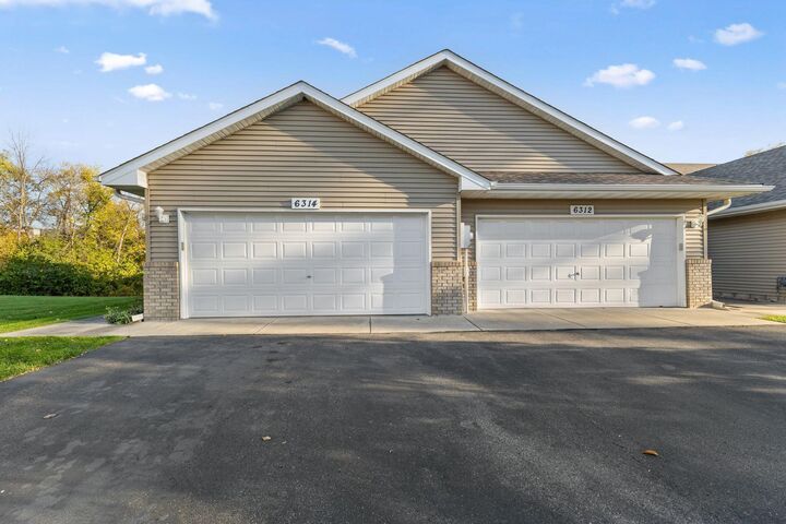 Property Photo: 6314 Cavell Court MN 55428