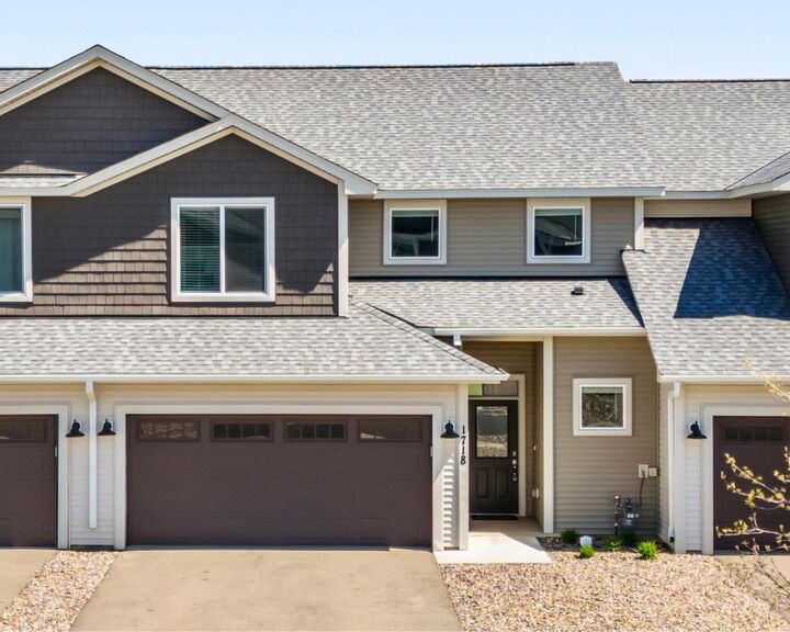 Property Photo: 1718 Southpoint Lane WI 54016