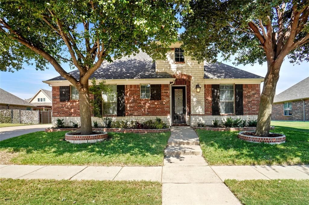 Property Photo: 7017 Four Sixes Ranch Road TX 76182