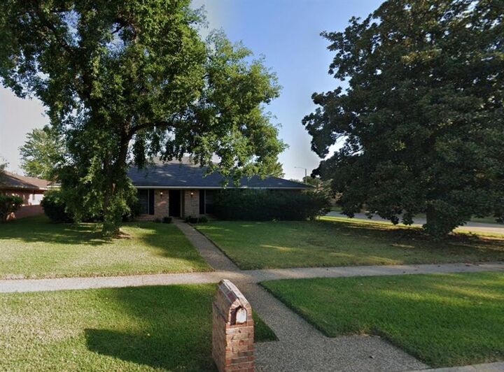 Property Photo:  600 Rock Hollow Drive  LA 71115 