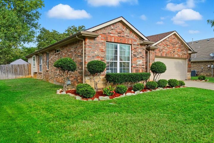 Property Photo: 631 Grayson Lane TX 75065