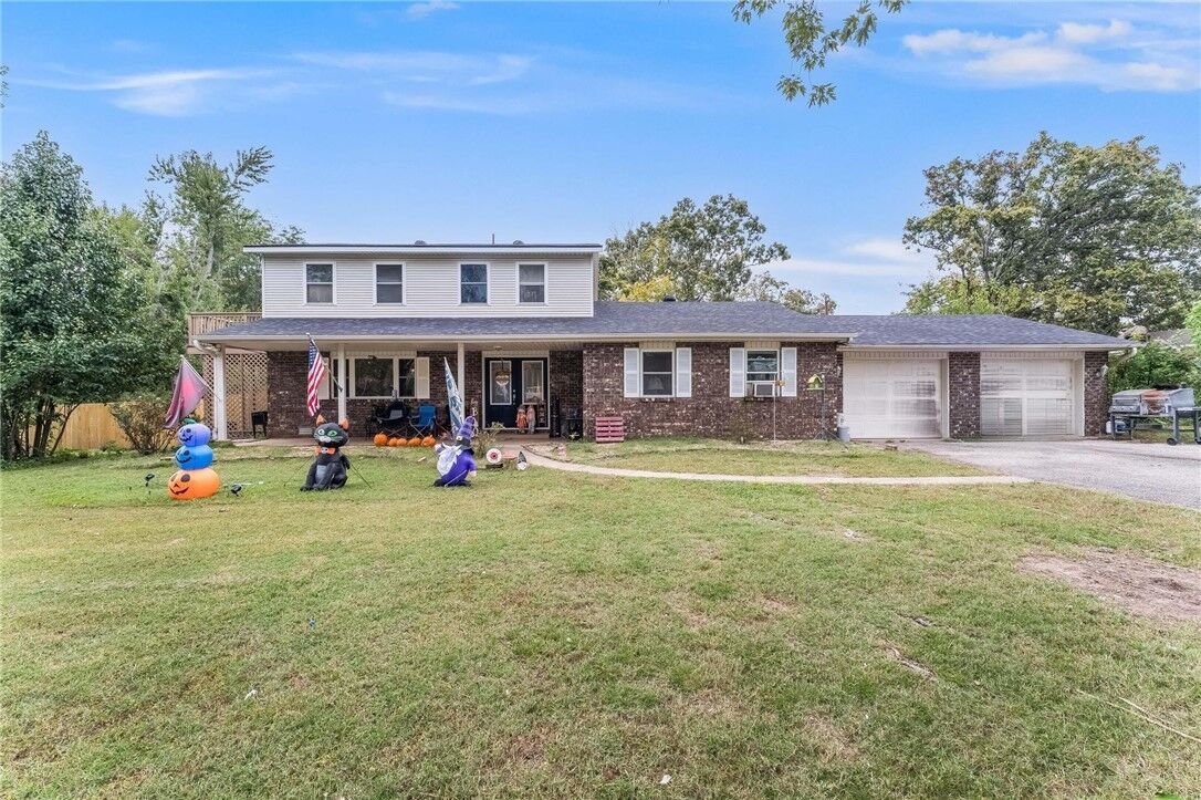 Property Photo: 2006 S 17th Street AR 72758