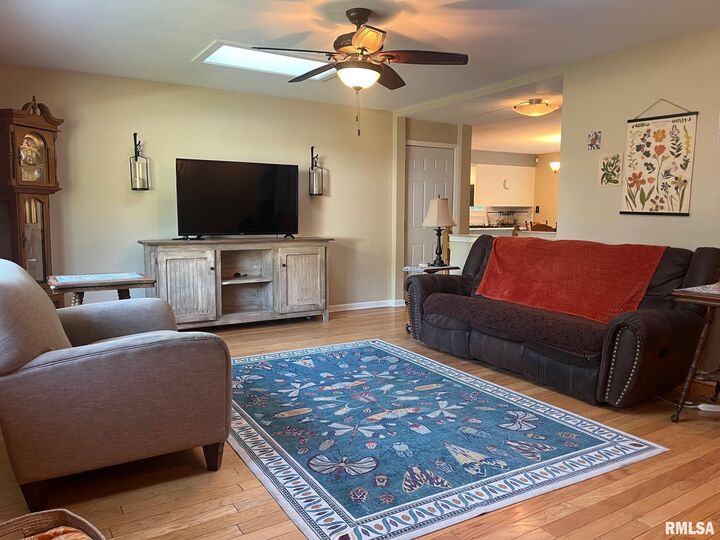 Property Photo: 6315 N Post Oak Road IL 61615