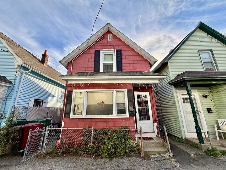 12 L St  Lowell MA 01850 photo