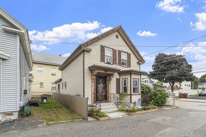 Property Photo:  69 Blossom St  MA 01852 