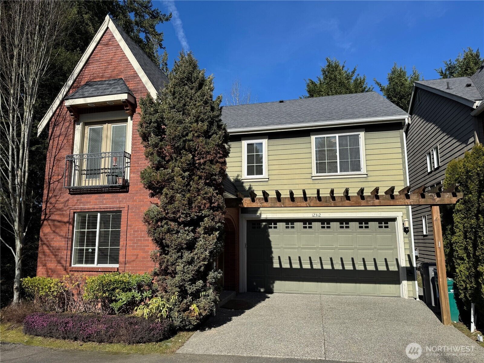 Property Photo: 12312 NE 86th Way WA 98033