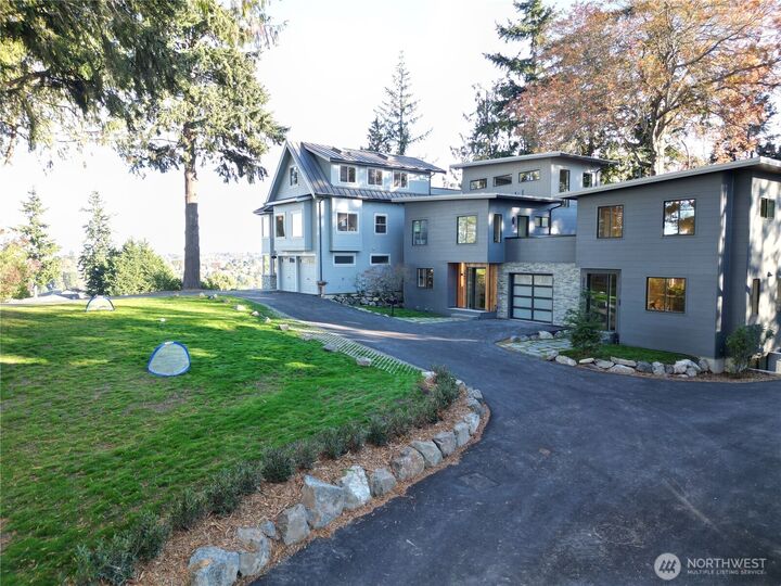 Property Photo: 3949 B W Barrett Lane WA 98199