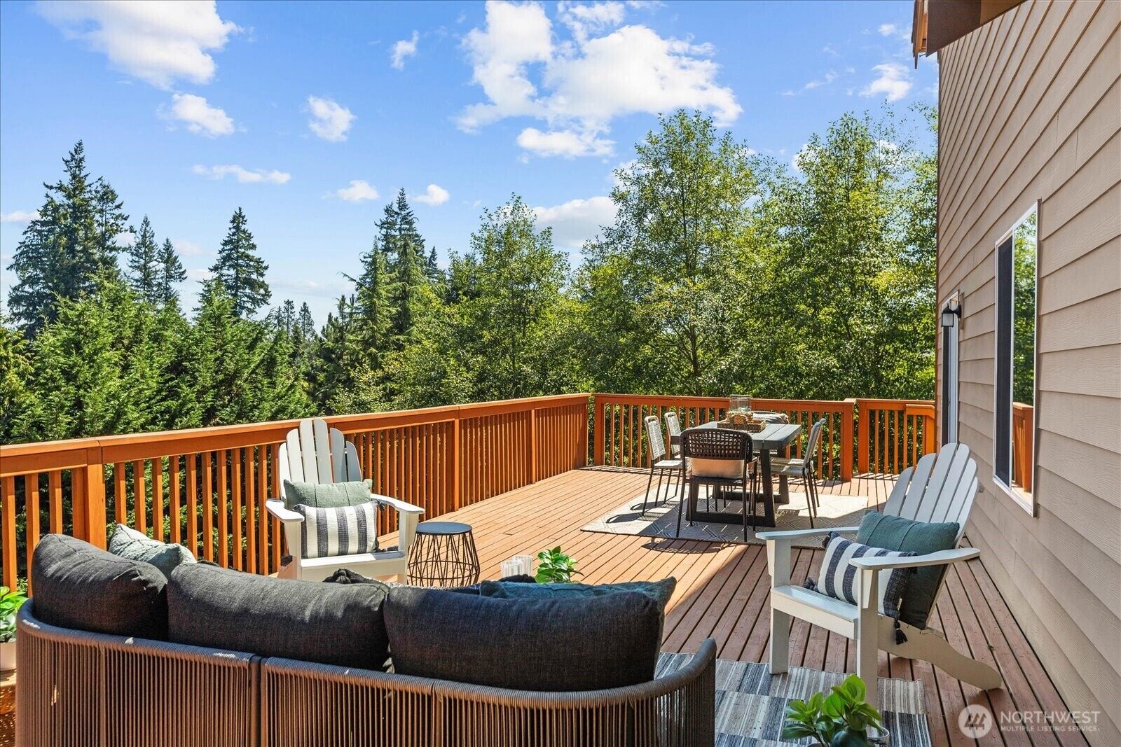 Property Photo: 224 147th Place SE WA 98087