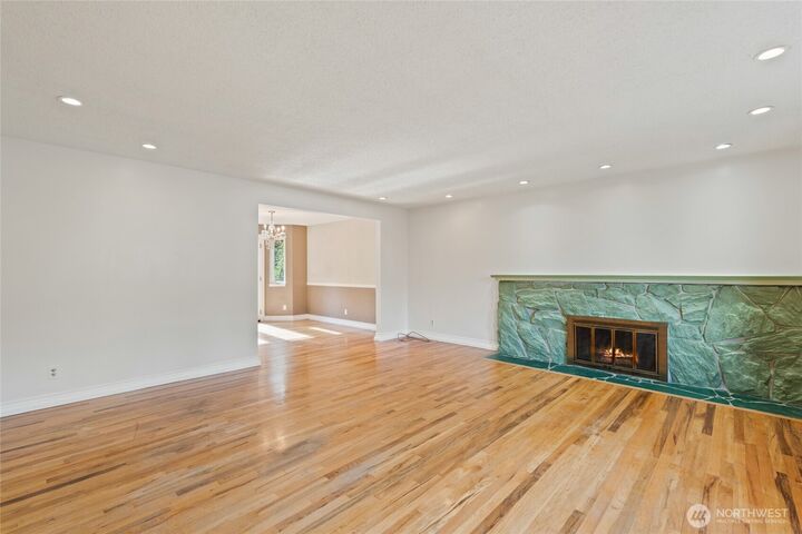 Property Photo: 8506 244th Street SW WA 98026